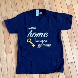 Kappa kappa gamma v neck t shirt soft size M